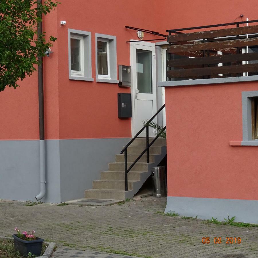 Hotel Einstein Бад-Кроцинген Экстерьер фото